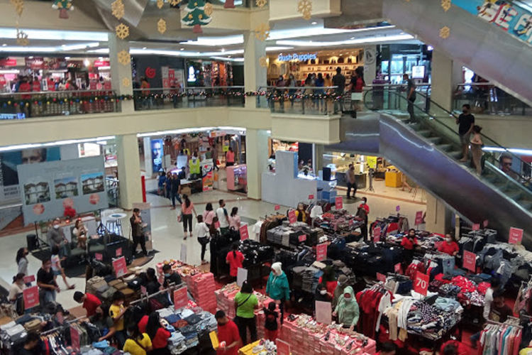 Rafa Collection: Tempat Belanja Favorit di Kebogoran